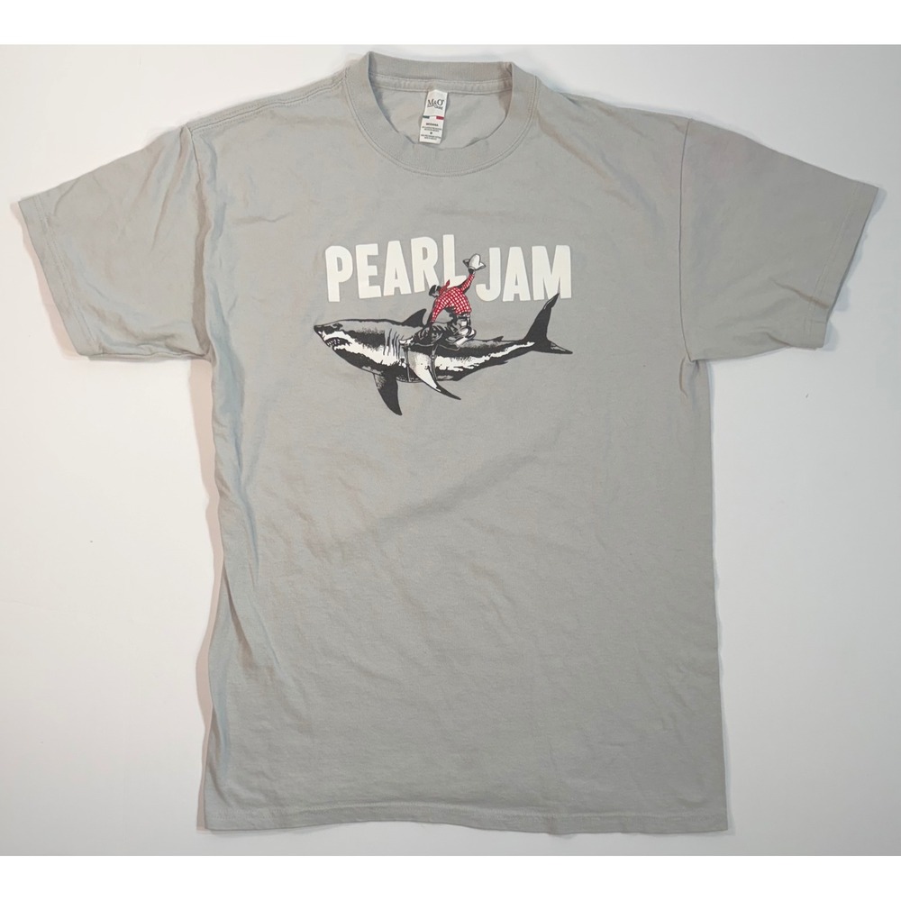 Pearl Jam Shark Cowboy Graphic T-Shirt Mens Medium Gray M&O Gold Cotton Tee